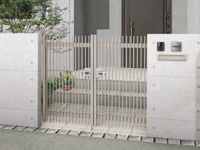 エクステリア工事｜門扉・フェンス・手摺工事